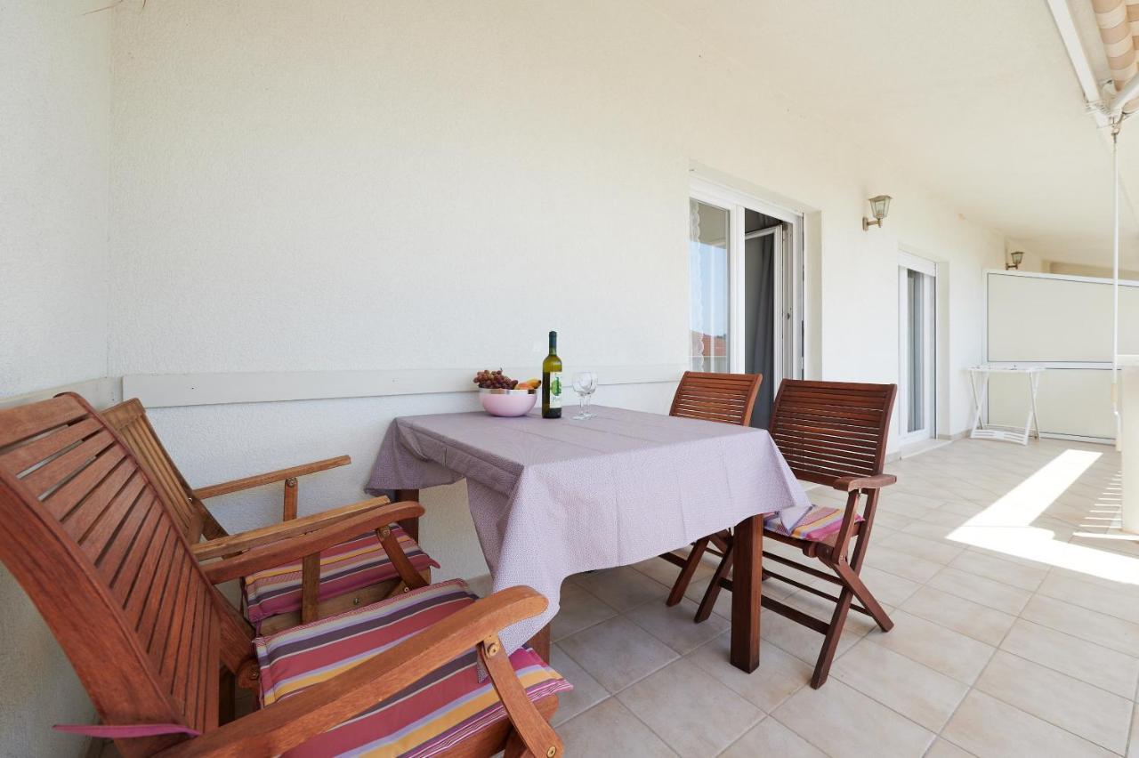 Apartman Toni Trogir Bagian luar foto
