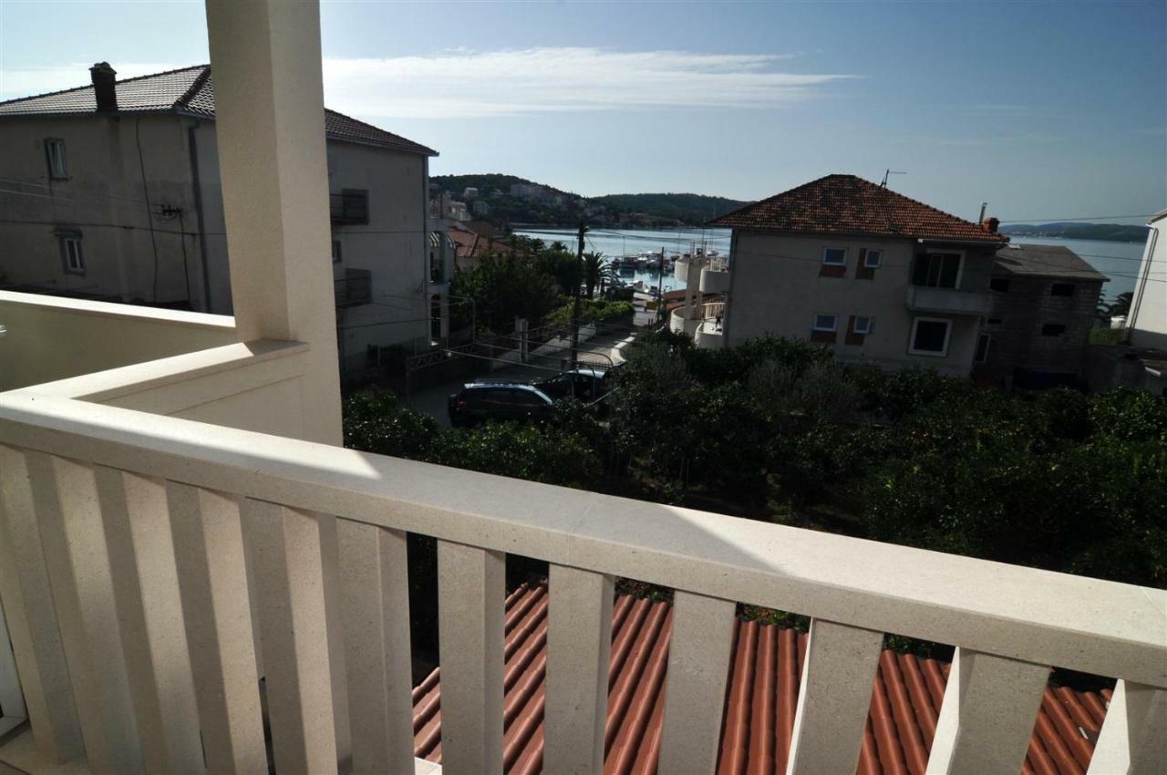 Apartman Toni Trogir Bagian luar foto